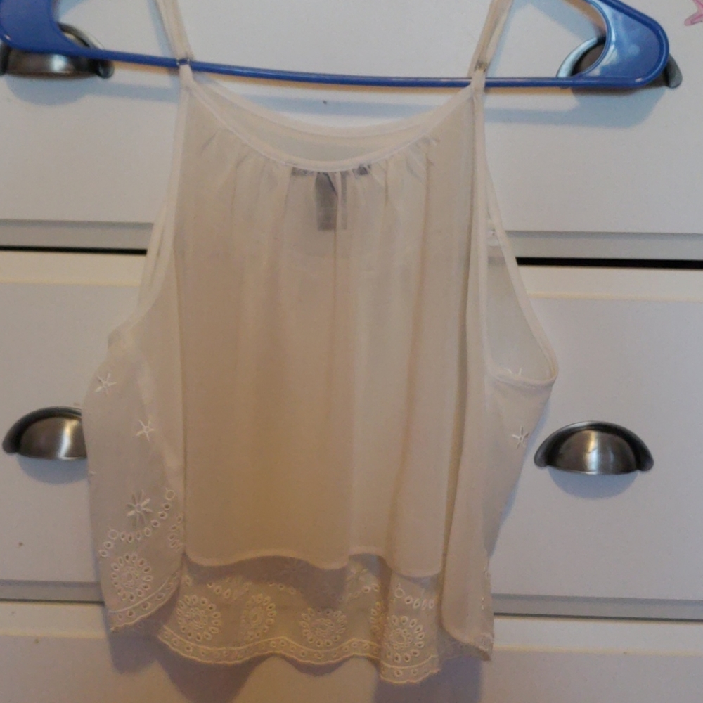 Crop top - Picture 2 of 3